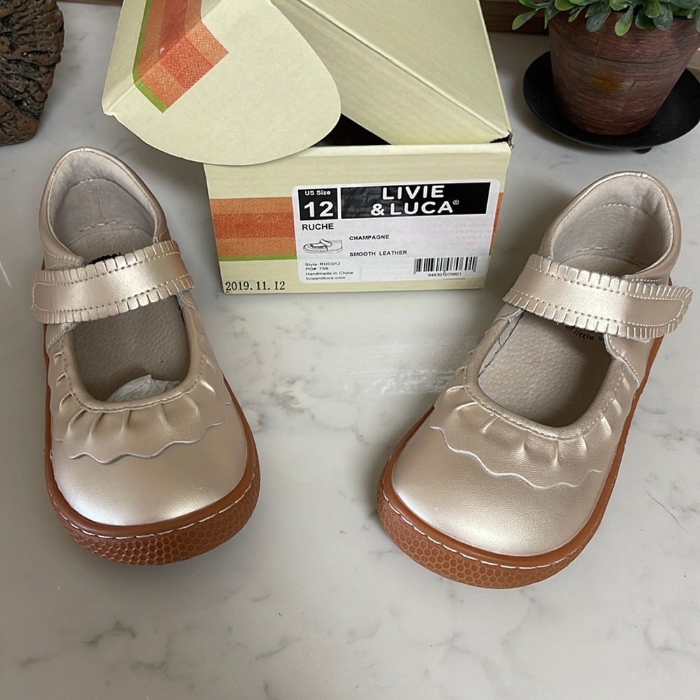 NWT Livie & Luca | Girls Champagne Ruche Classic Mary Jane Shoes